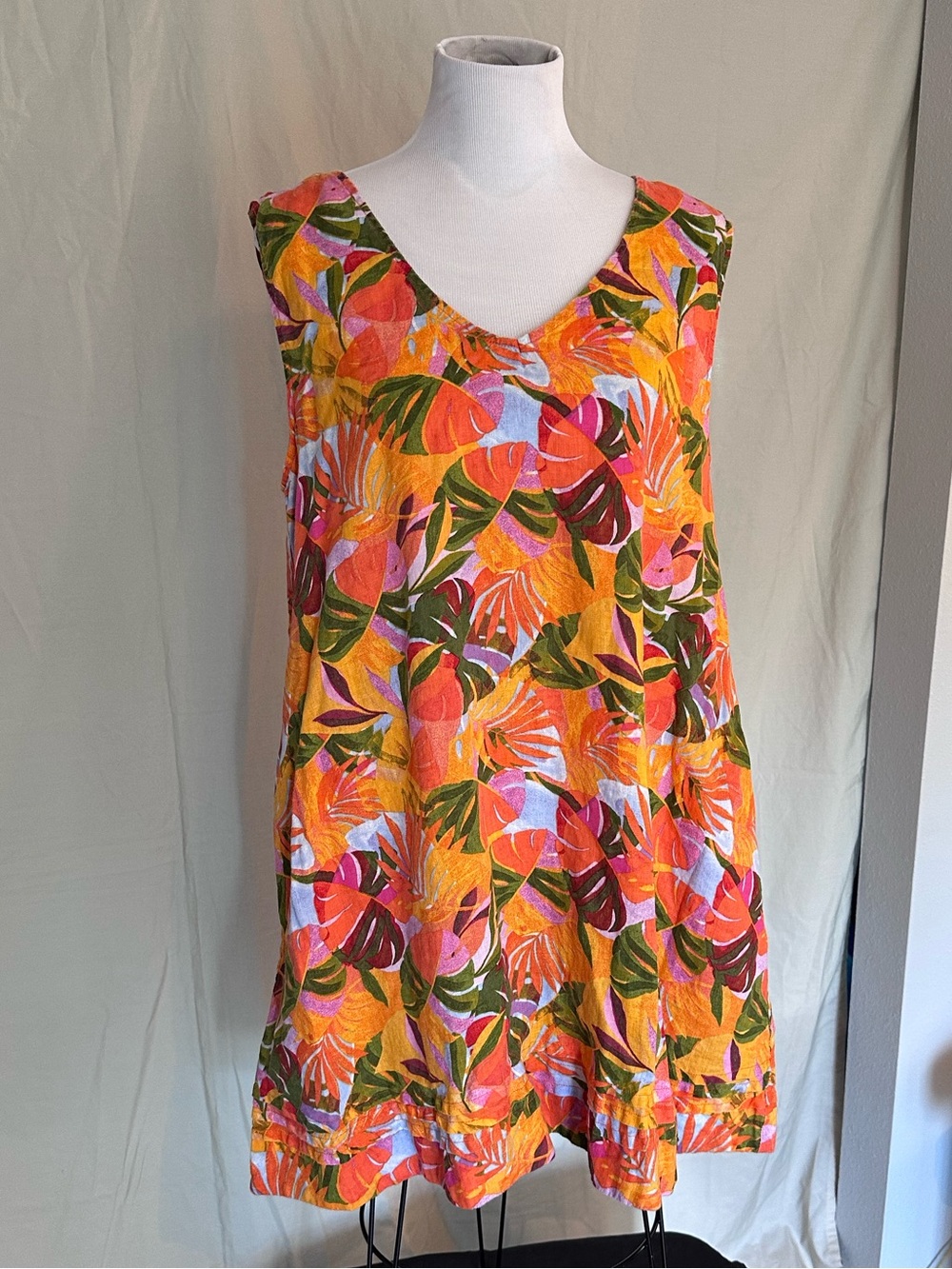 100% linen C&C California Orange Tropical Print Sleeveless Mini Dress Large
